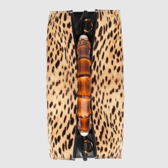 Gucci Leopard Patterns Handbag - Picture 4 of 8